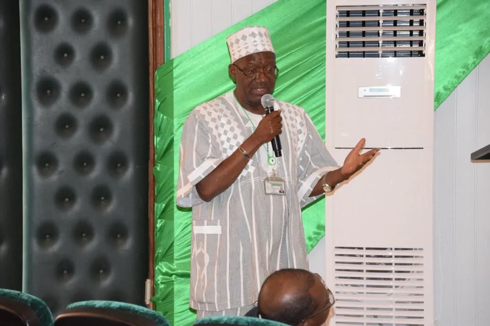 Description of image 1