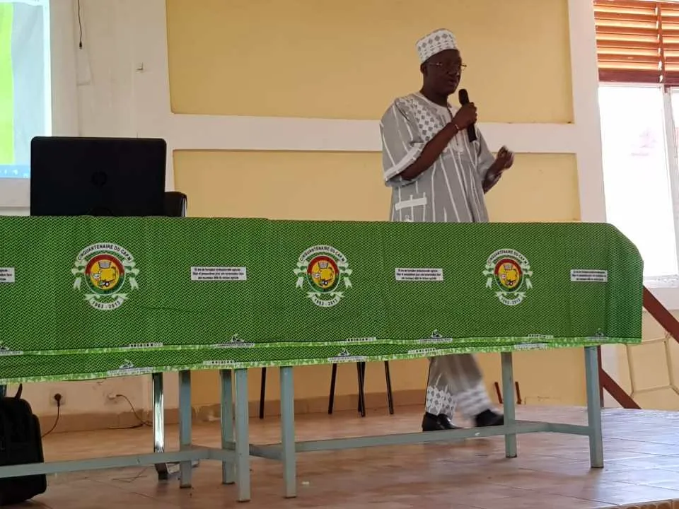 Description of image 11