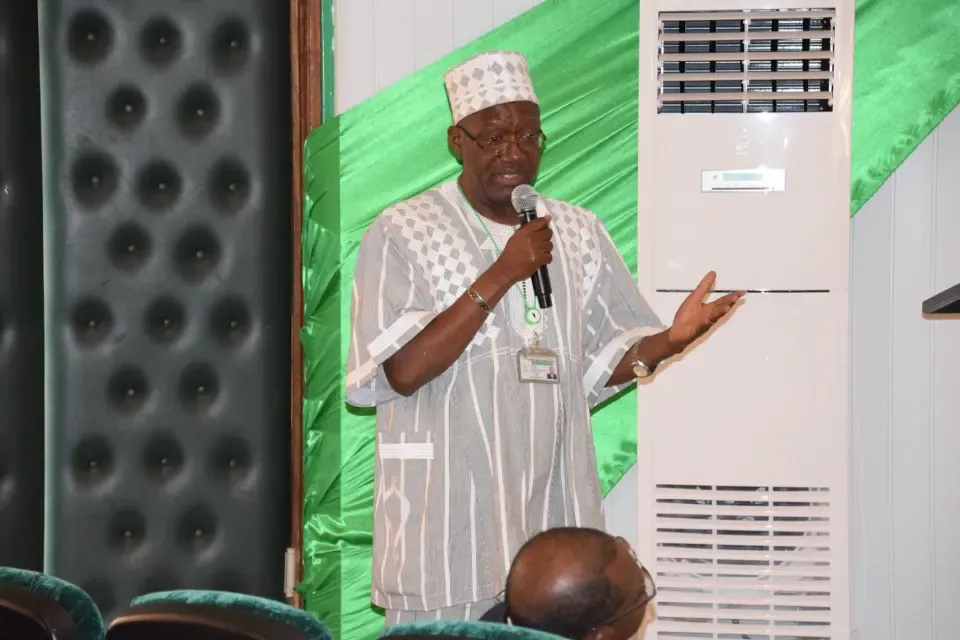 Description of image 13