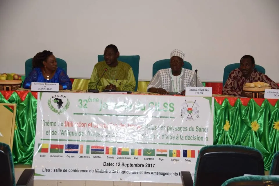 Description of image 14